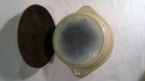 Founded in 1942 Rhodesian Iron and Steel Company 2 PROTOTYPES Heavy Cast Iron Green Enamel Roast Pot