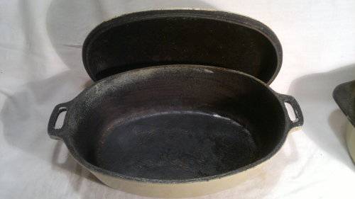 Founded in 1942 Rhodesian Iron and Steel Company 2 PROTOTYPES Heavy Cast Iron Green Enamel Roast Pot