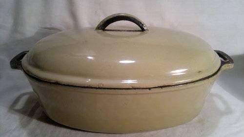 Founded in 1942 Rhodesian Iron and Steel Company 2 PROTOTYPES Heavy Cast Iron Green Enamel Roast Pot