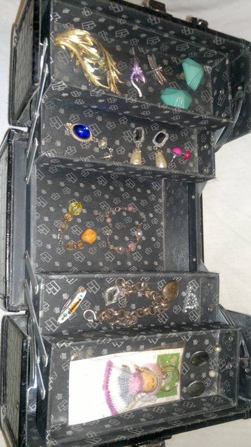 Two old vintage Jewelry Box`s with odd jewelry pieces.In fair to good condition, Sold as used s/hand