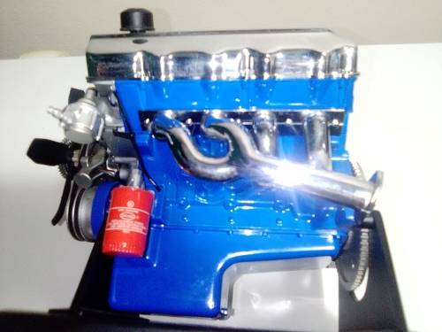 A MAN CAVE Must. A real collectors piece This mounted Ford 427 SOHC 1:6 Scale Engine complete.