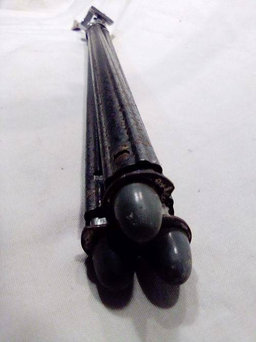 A RARE vintage`Daltz` no6 camera tripod. Size 42cm up to127cm in good condition.