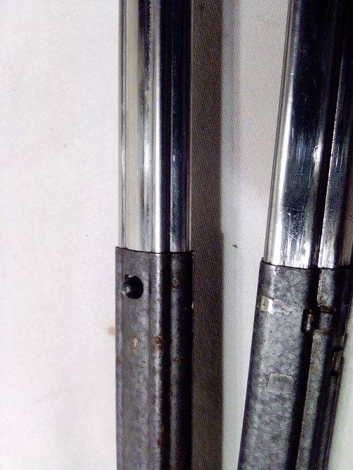 A RARE vintage`Daltz` no6 camera tripod. Size 42cm up to127cm in good condition.