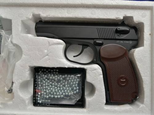 GANGSTER | 4.5mm BB | CO2 | CO2 Non blowback system metal with 3 full gas cylinders