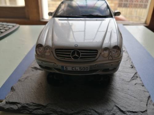 Mercedes-Benz CL Coupe model 1:18 on stone slate