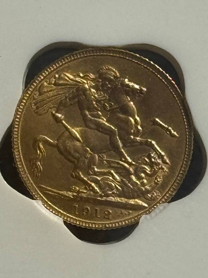 1912 GB Sovereign AU58