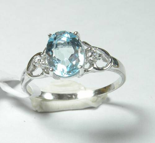 925 Sterling Silver natural A-grade Blue Topaz ring