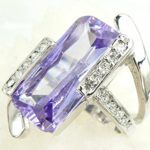 (61)    AMETHYST QUARTZ GEM .925 sterling silver RING sz9