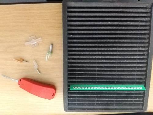 Graphoplast Terminals and Markers. Varios Sizes and Marks with Strip Trays and Applicator.