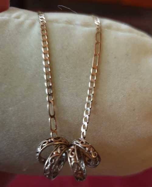 Genuine  Fine 9ct Gold Figaro Ankle Bracelet with 4 lace like pattern rings