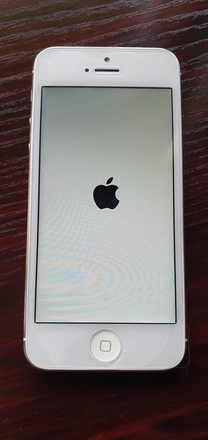 iPhone 5 64GB iCloud locked - selling for spares