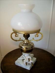 TABLE LAMP AND SHADE