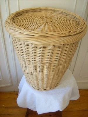 WICKER BASKET