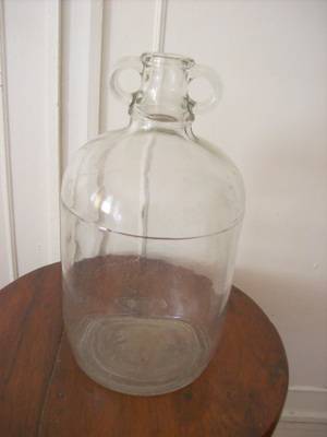 GALLON CLEAR JUG