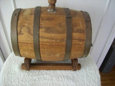OAK BARREL ON STAND