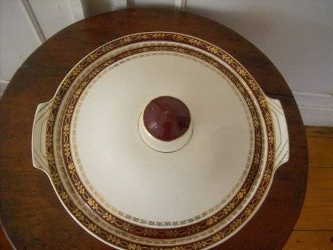 ALFRED MEAKIN.  SERVING DISH.