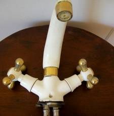 KITCHEN / BATHROOM  WATER TAPS