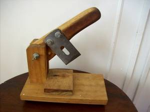 BILTONG CUTTER.  BLACKWOOD.