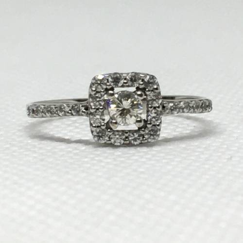 9ct White Gold & Diamond Ladies Ring