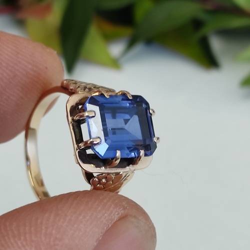 Vintage Blue Sapphire Ring