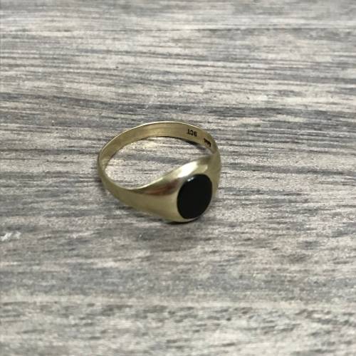 9ct Yellow Gold Onyx Ring