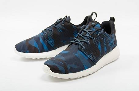 Original Mens Nike Roshe One Print 655206-404 - UK 11 (SA 11)