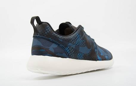 Original Mens Nike Roshe One Print 655206-404 - UK 11 (SA 11)