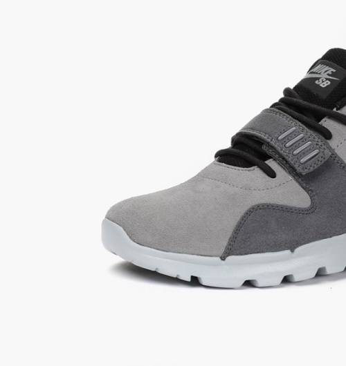 Original Mens Nike Trainerendor L - 806309-001 - UK 10 (SA 10)