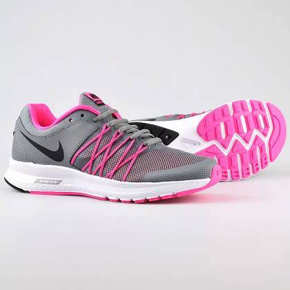 Original Ladies Nike Air Relentless 6 - 843882-002 - UK 7 (SA 7)