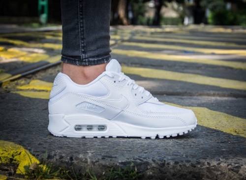Original Mens Nike Air Max 90 Essential - 537384-111 - UK 9 (SA 9)