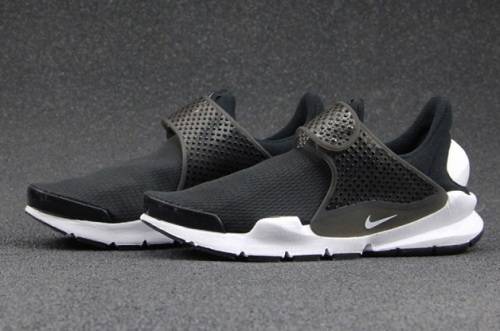 Original Boys Nike Sock Dart (GS) - 904276-001- UK 5.5 (SA 5.5) 24cm