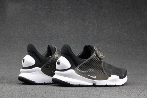 Original Boys Nike Sock Dart (GS) - 904276-001- UK 5.5 (SA 5.5) 24cm