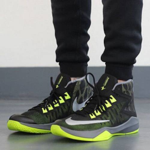 Original Mens Nike Zoom Devosion - 844592-002 - UK 12 (SA 12)