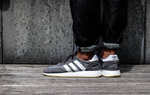 Original Mens ADIDAS INIKI-5923 - D97345 - UK 11 (SA 11)