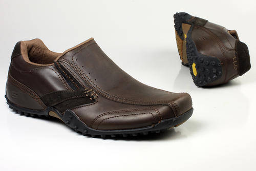 Original Mens SKECHERS Urban Track Cowens Leather Upper - UK 10 (SA 10)