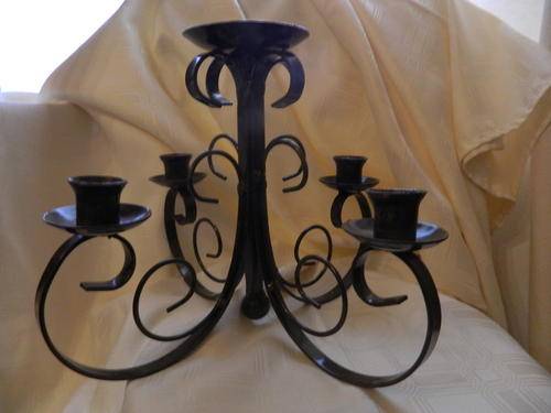 Very nice candelstick holder.