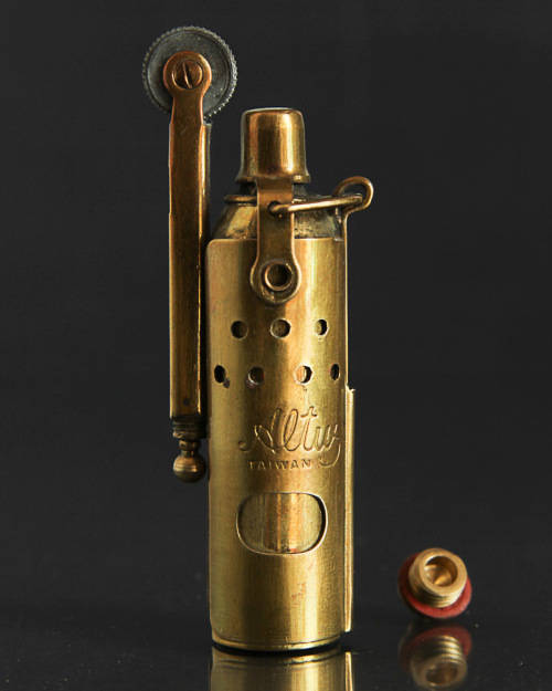 ANTIQUE ALTUS BRASS TRENCH LIGHTER - TAIWAN