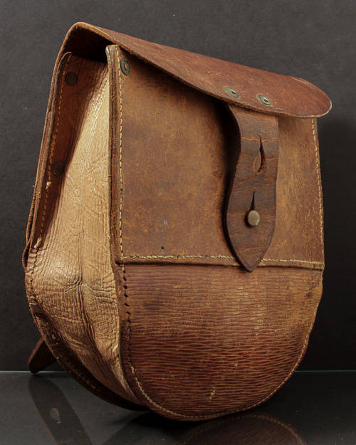 VINTAGE WOLD WAR II (1941) B.H & G  LEATHER POUCH WITH BRASS CLIPS AND ATTACHMENTS