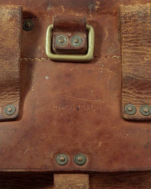VINTAGE WOLD WAR II (1941) B.H & G  LEATHER POUCH WITH BRASS CLIPS AND ATTACHMENTS