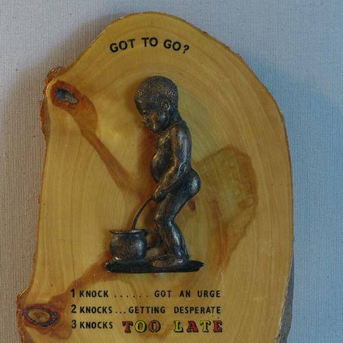 VINTAGE WALL PLAQUE EAST LONDON