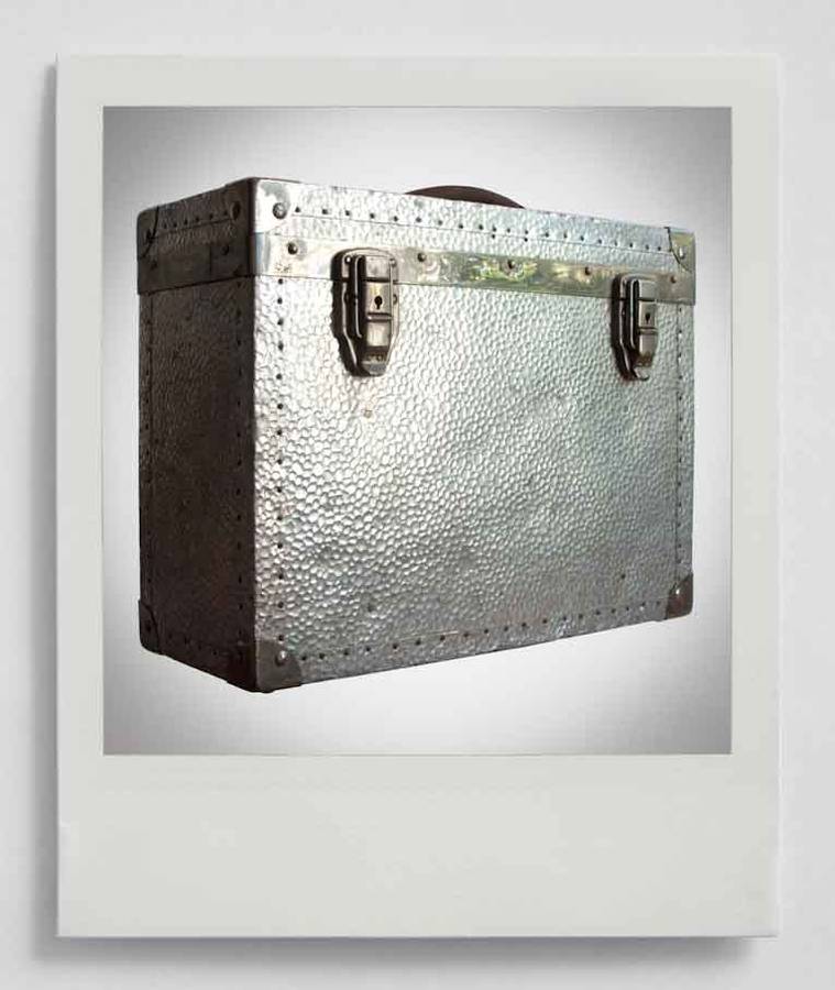 METAL CAMERA CASE