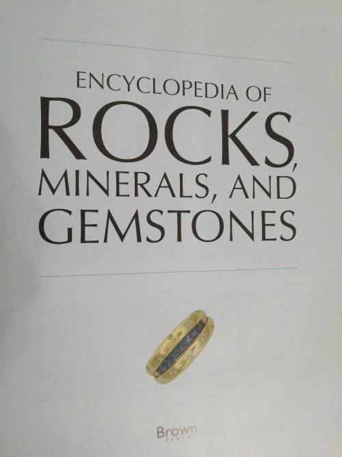 ENCYCLOPEDIA OF ROCKS , MINERALS AND GEMSTONES   /  HENRY RUSSELL