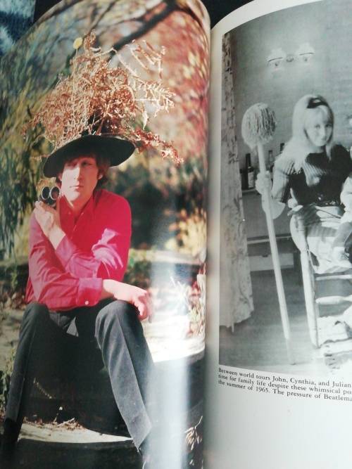 Imagine John Lennon / Written and Edited by Andrew Solt and Sam Egan , Foreword by Yoko Ono