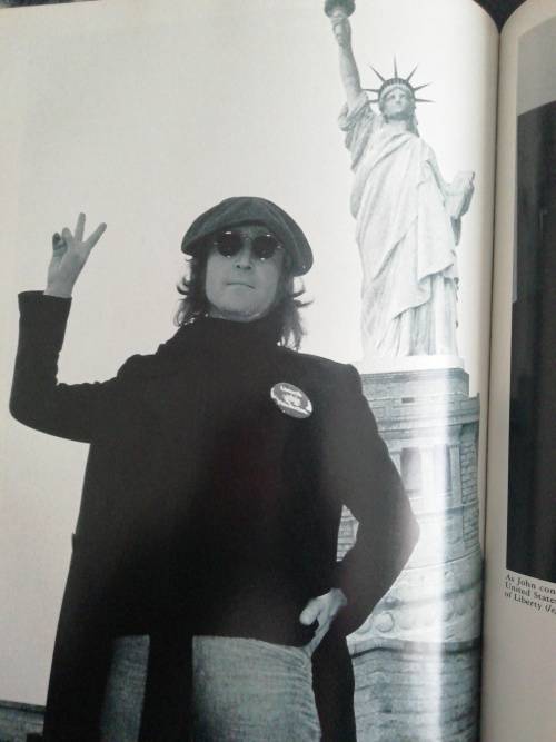 Imagine John Lennon / Written and Edited by Andrew Solt and Sam Egan , Foreword by Yoko Ono