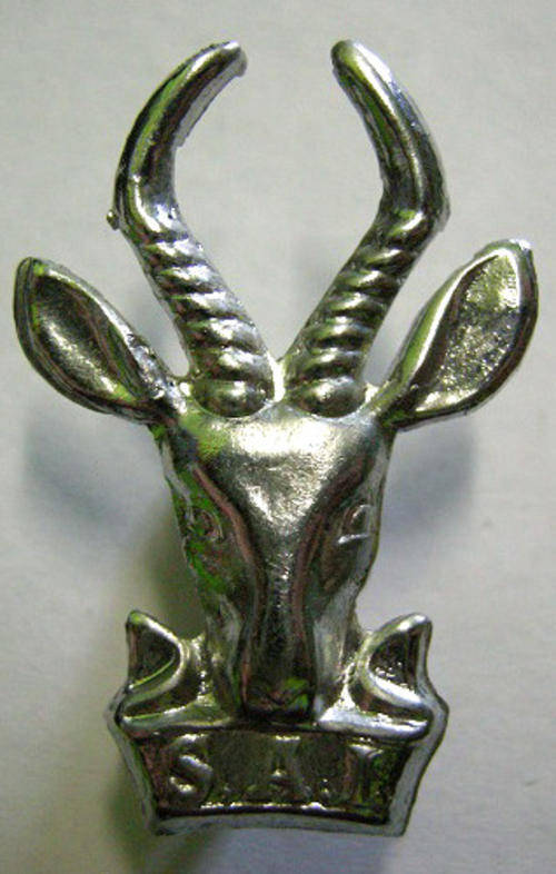 SA Infantry Corps Chromed Beret Badge Round Ears Variation Dinnes 47