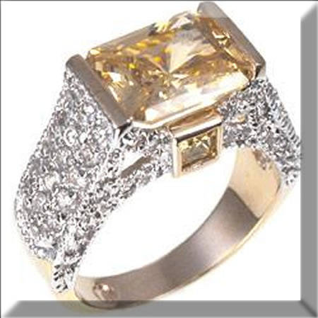 DESIGNER GOLD PLATED YELLOW ,CLEAR/WHITE CZ RING SIZE 6