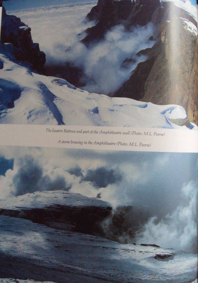 Barrier of Spears Drama of the Drakensberg R O Pearse