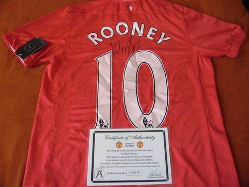 Wayne Rooney signed Manchester United Shirt! WOW!!