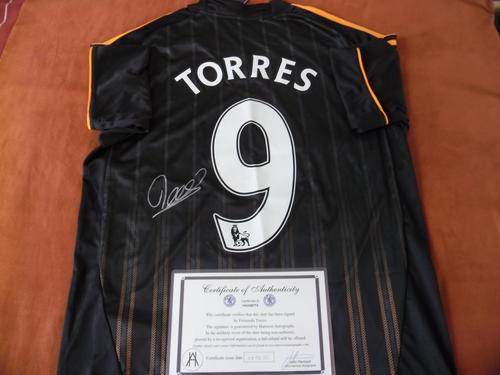 Fernando Torres signed Chelsea Shirt + COA !!