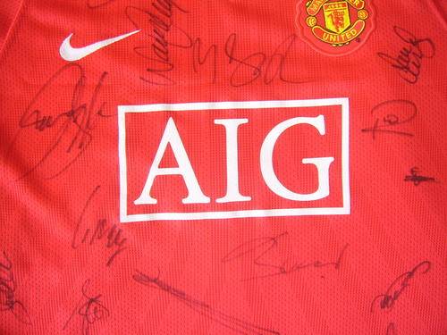WOW Manchester United squad signed Football / Soccer Shirt